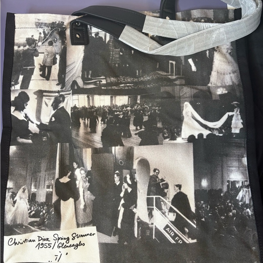 Dior Black and White Graphic Tote Bag - Picture 5 of 5